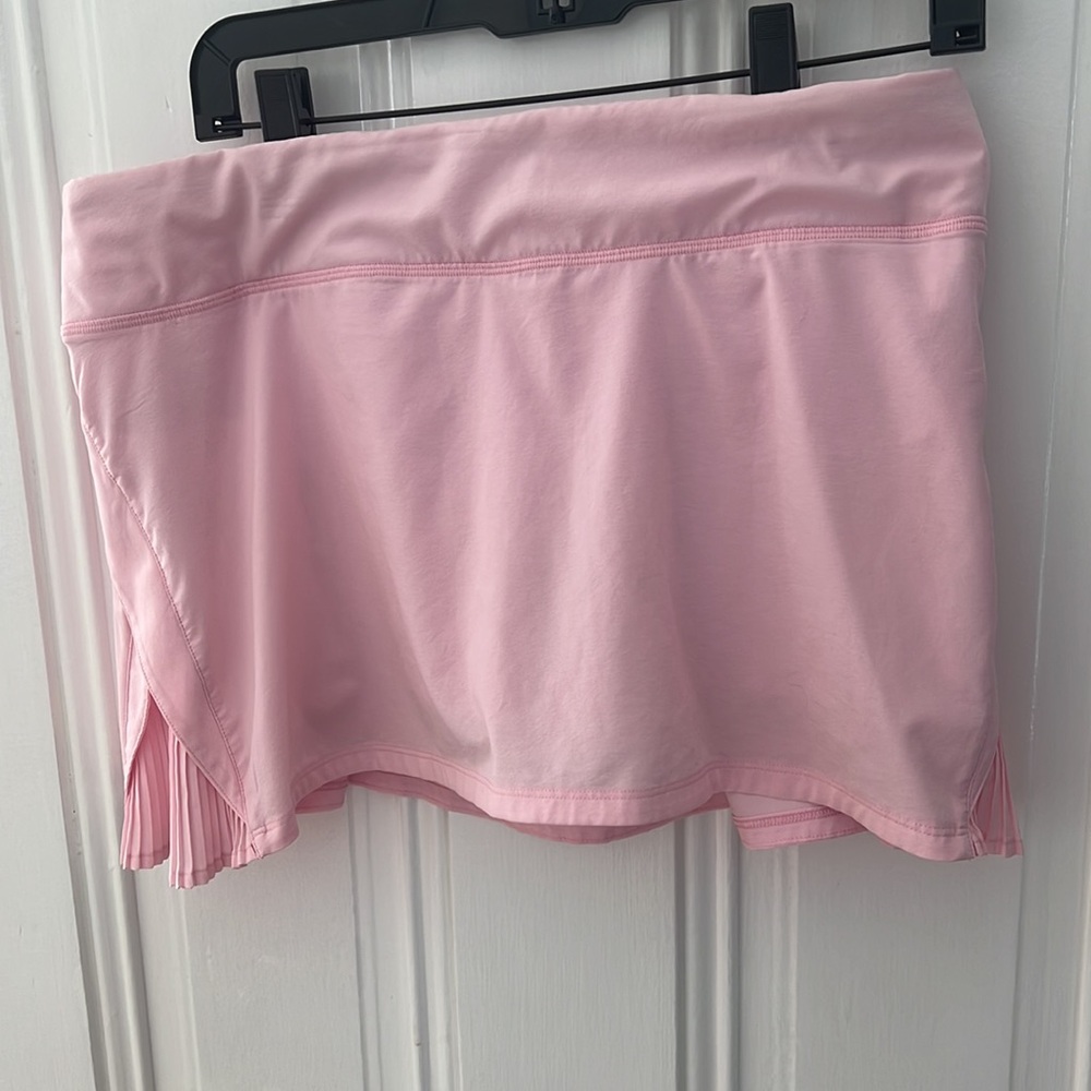 Soft Pearl Pink Lululemon Play Off The Pleats SZ 10